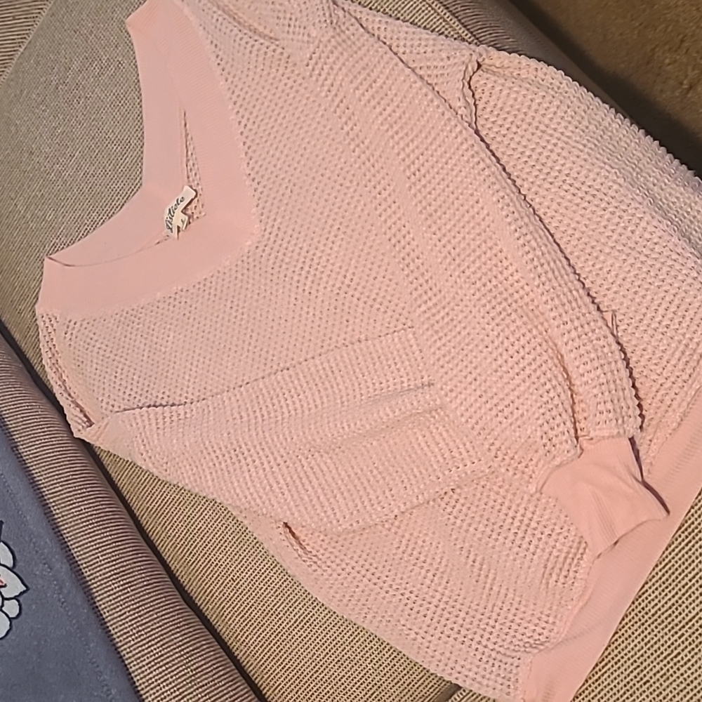 Listicle knit long sleeve